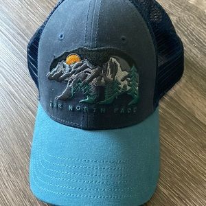 North face hat unisex one size fits all